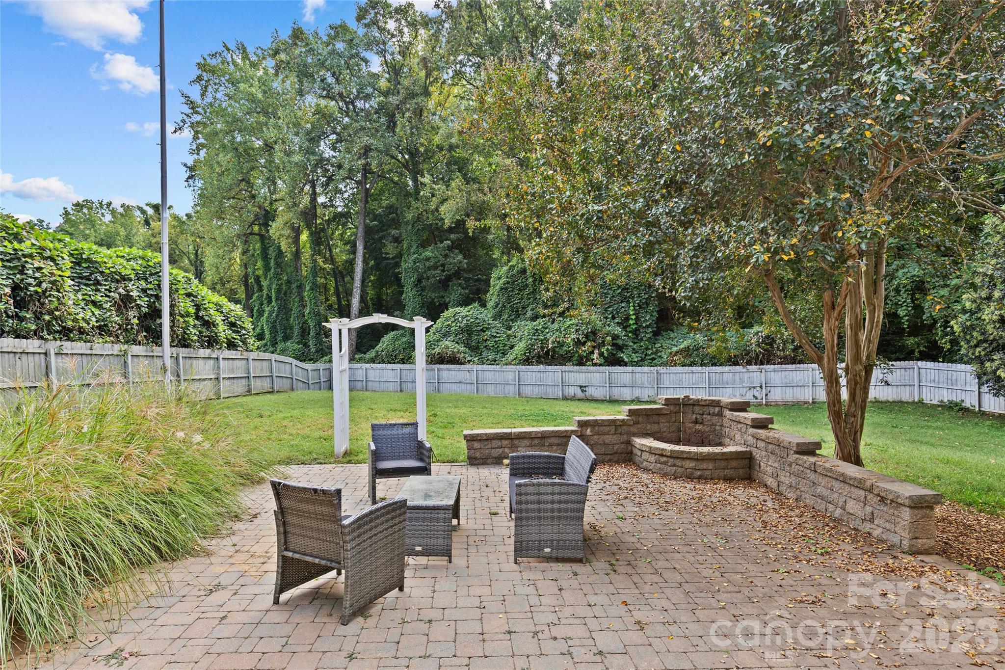 2538 Arnold Drive Property Photo 32