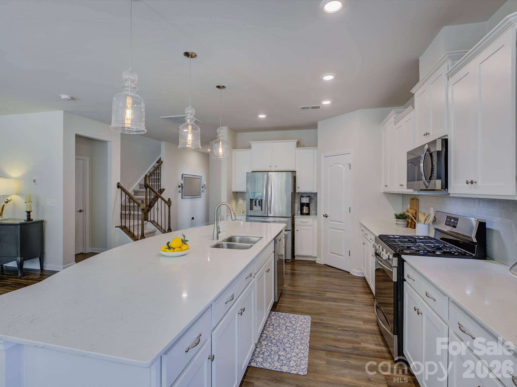 12537 Belmont Mansion Drive 379 Property Photo 8
