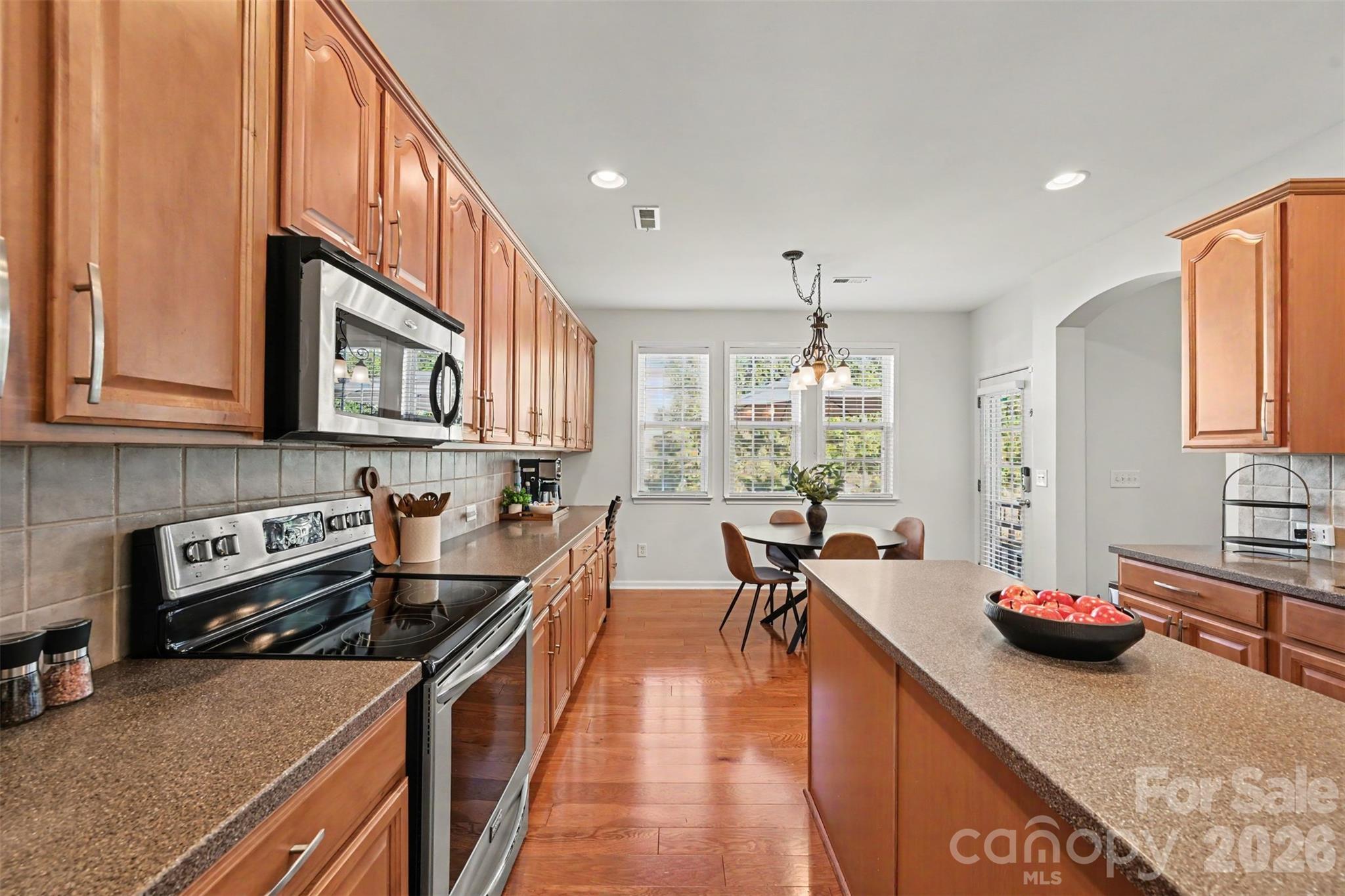 6219 Adobe Road Property Photo 6
