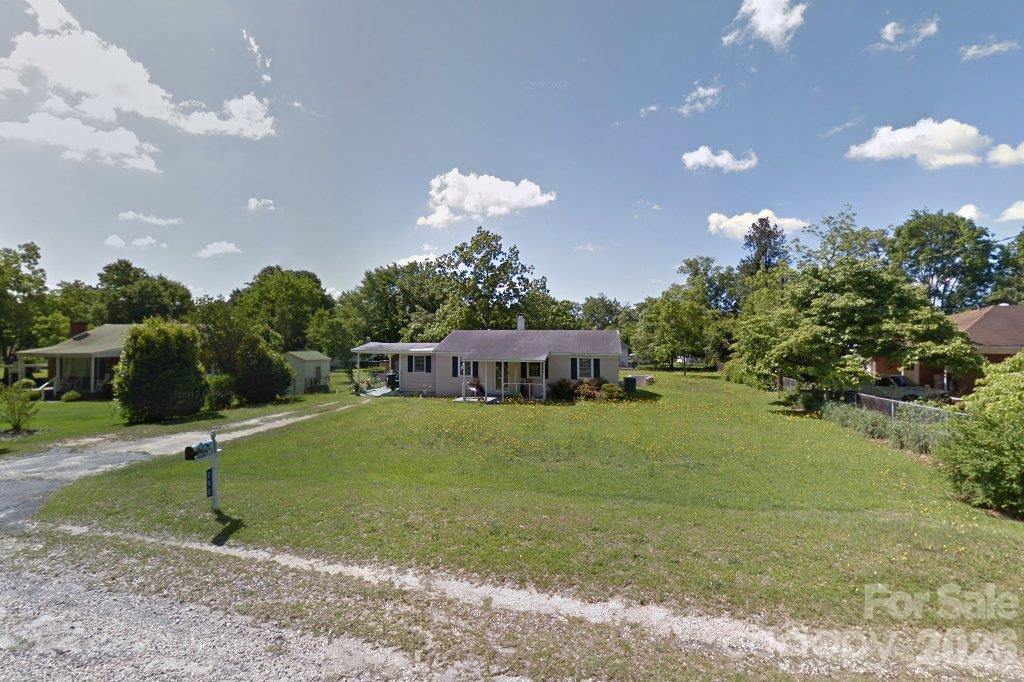 271 Jason Street Property Photo 1