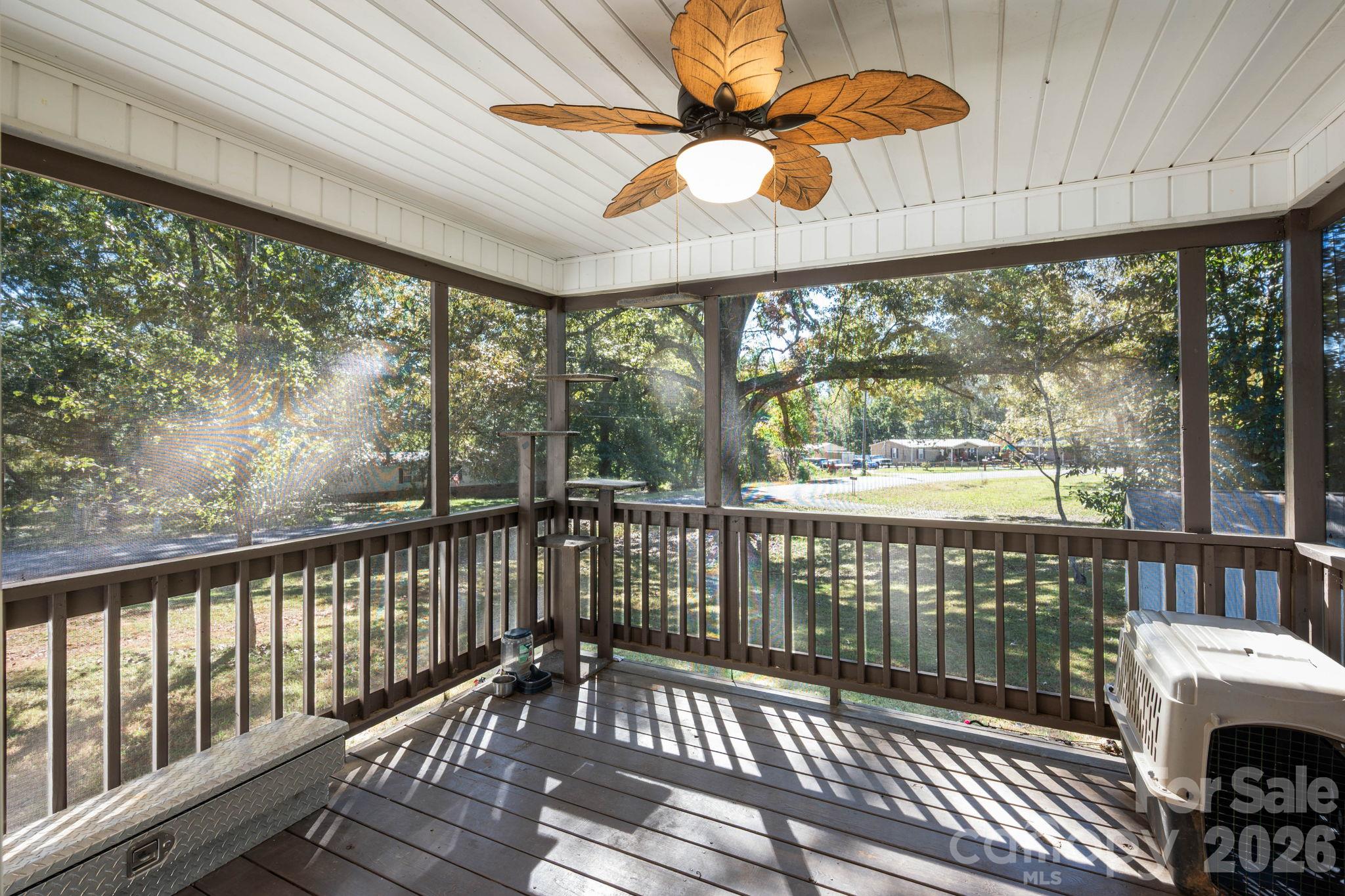1363 Woodridge Drive Property Photo 27