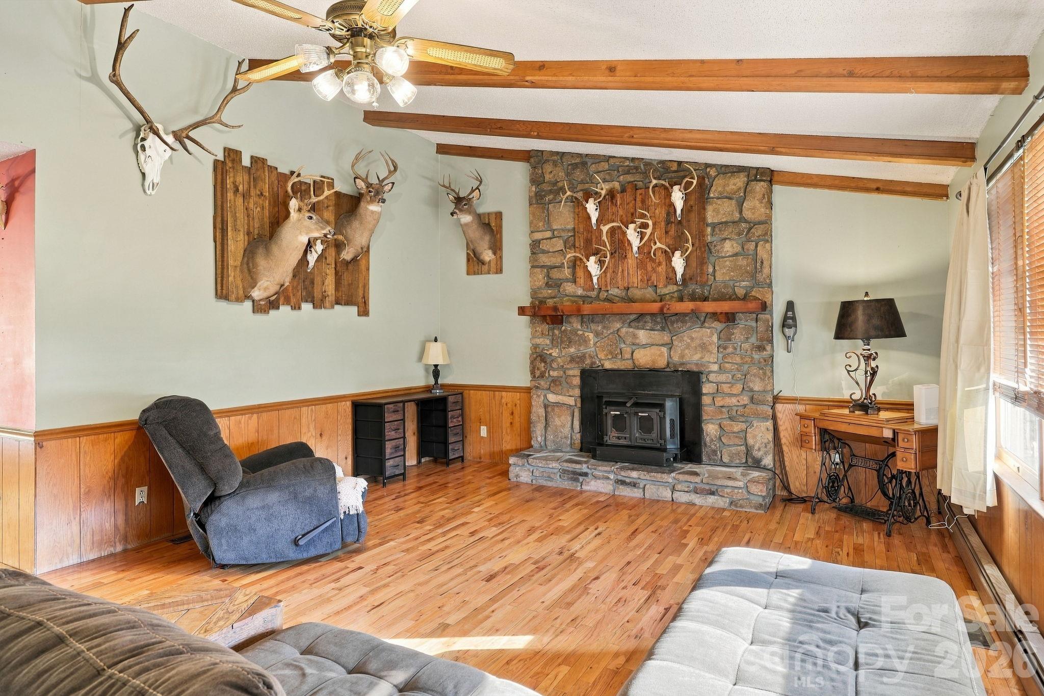 900 Prices Creek Road Property Photo 7