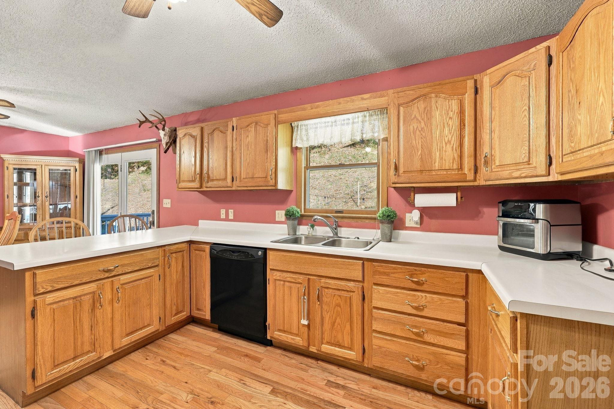 900 Prices Creek Road Property Photo 12