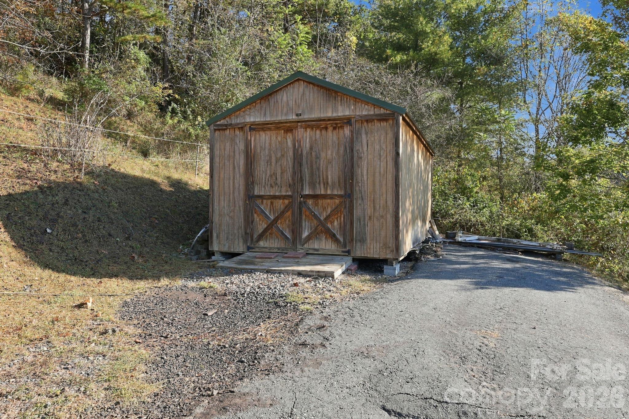 900 Prices Creek Road Property Photo 26