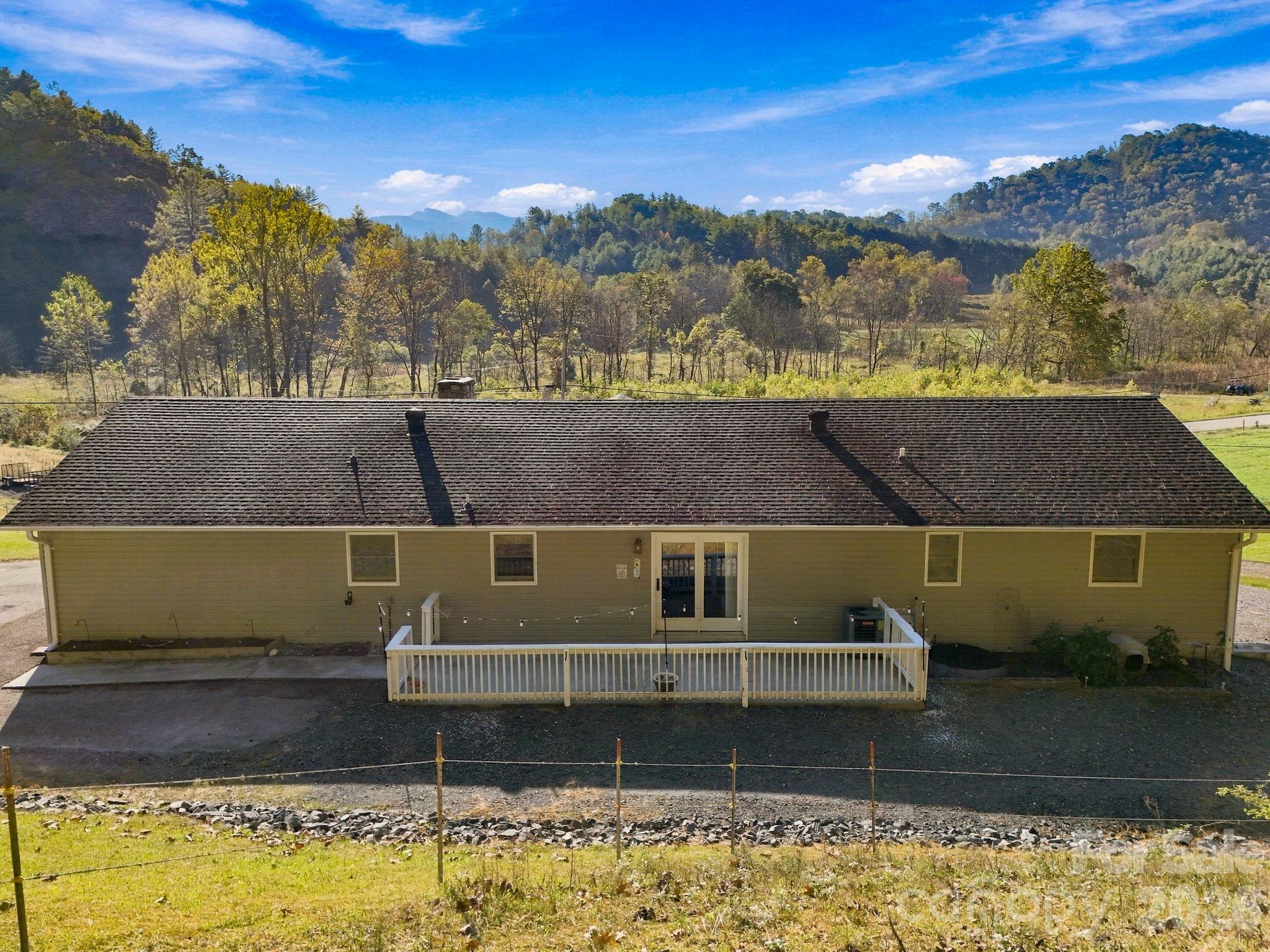900 Prices Creek Road Property Photo 30
