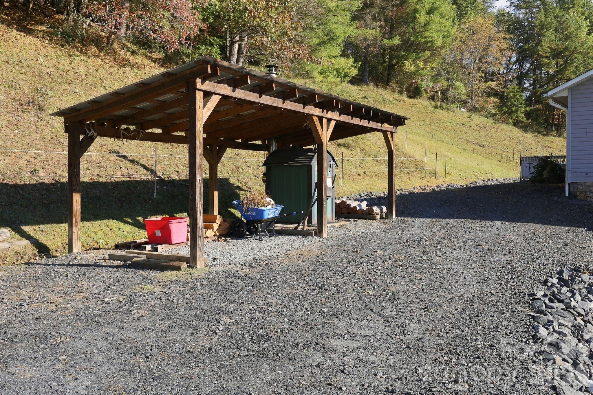 900 Prices Creek Road Property Photo 40