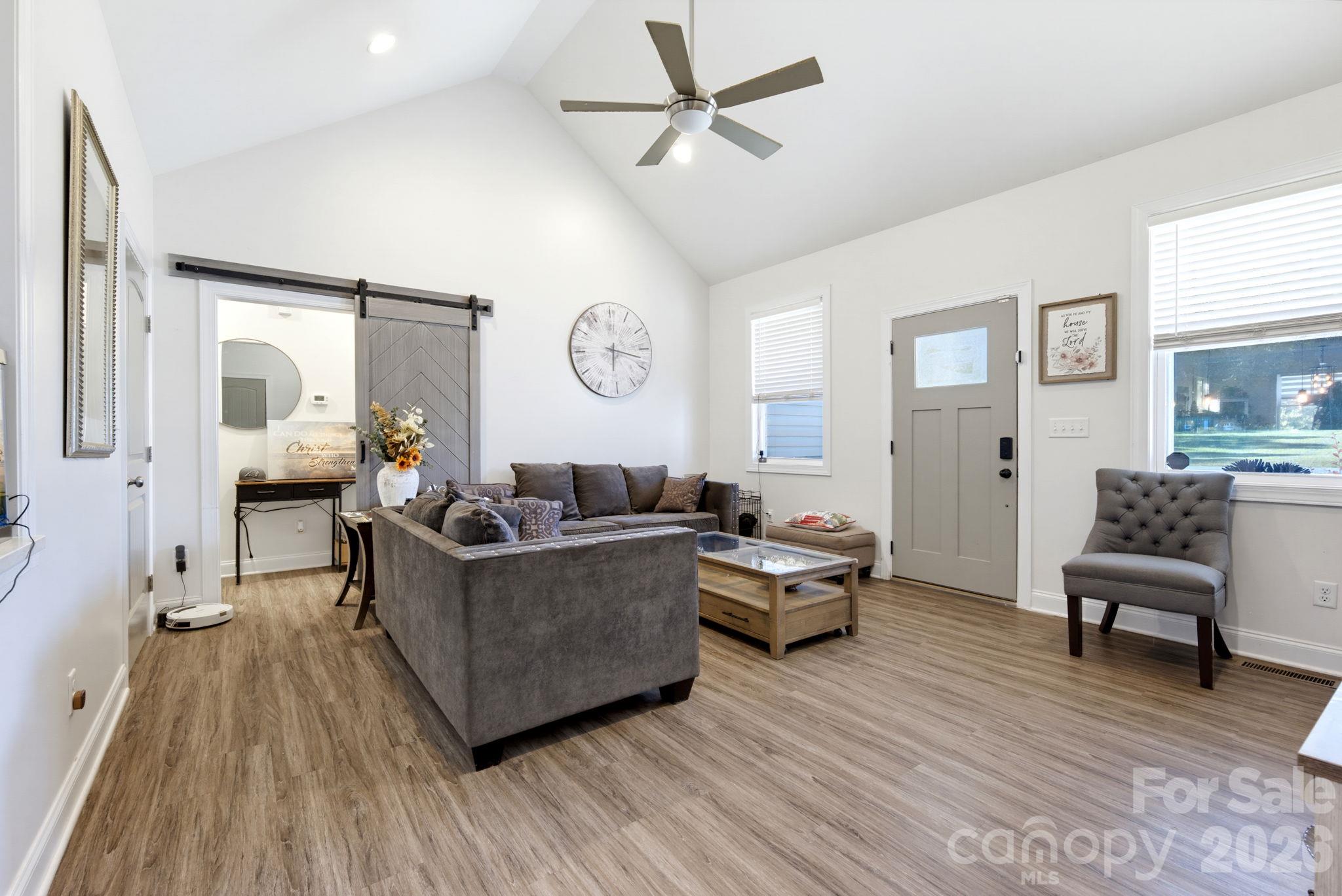 17090 Pond Road Property Photo 3