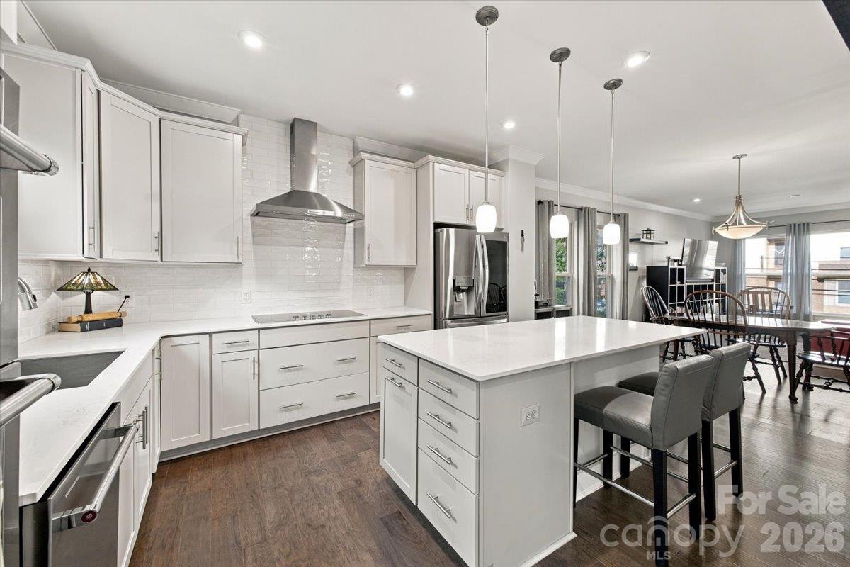 12107 Brooklyn Avenue Property Photo 14