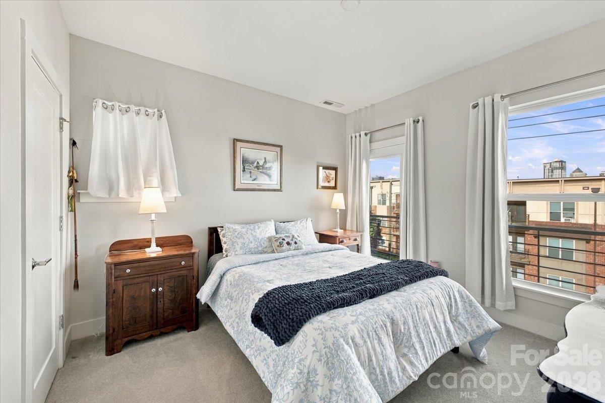 12107 Brooklyn Avenue Property Photo 25