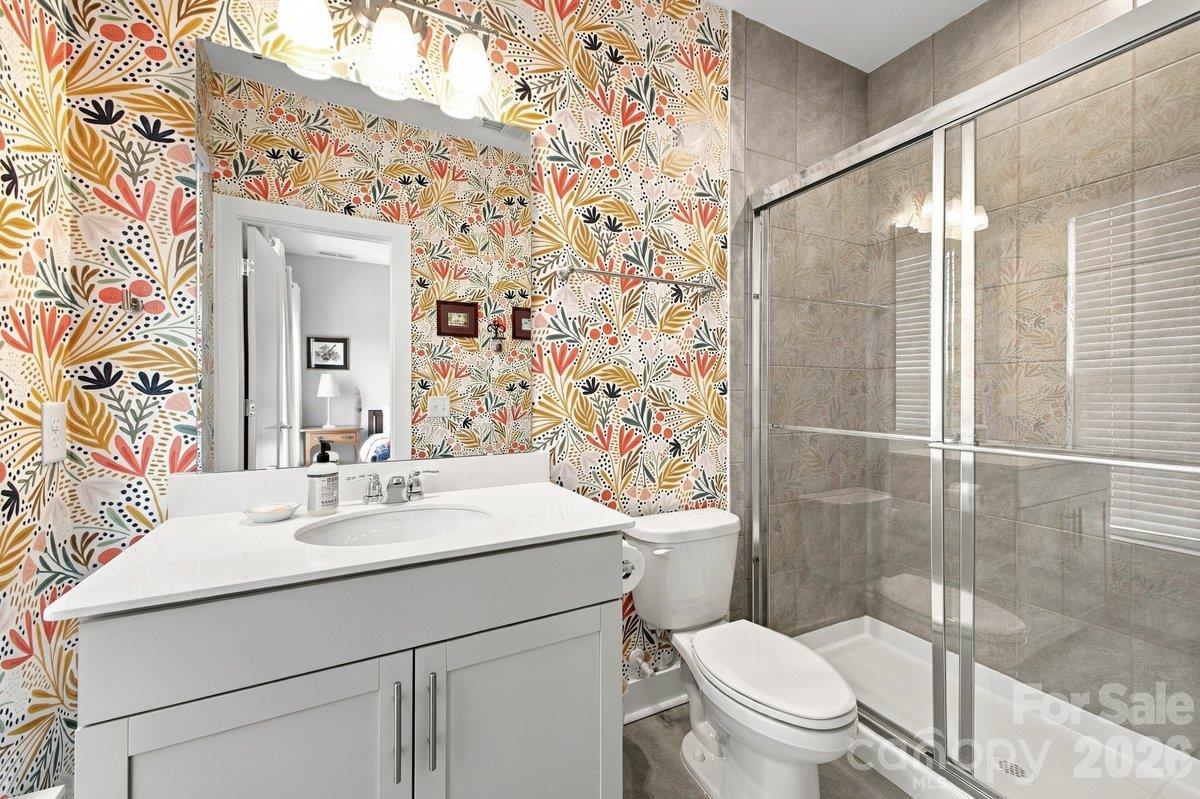 12107 Brooklyn Avenue Property Photo 28