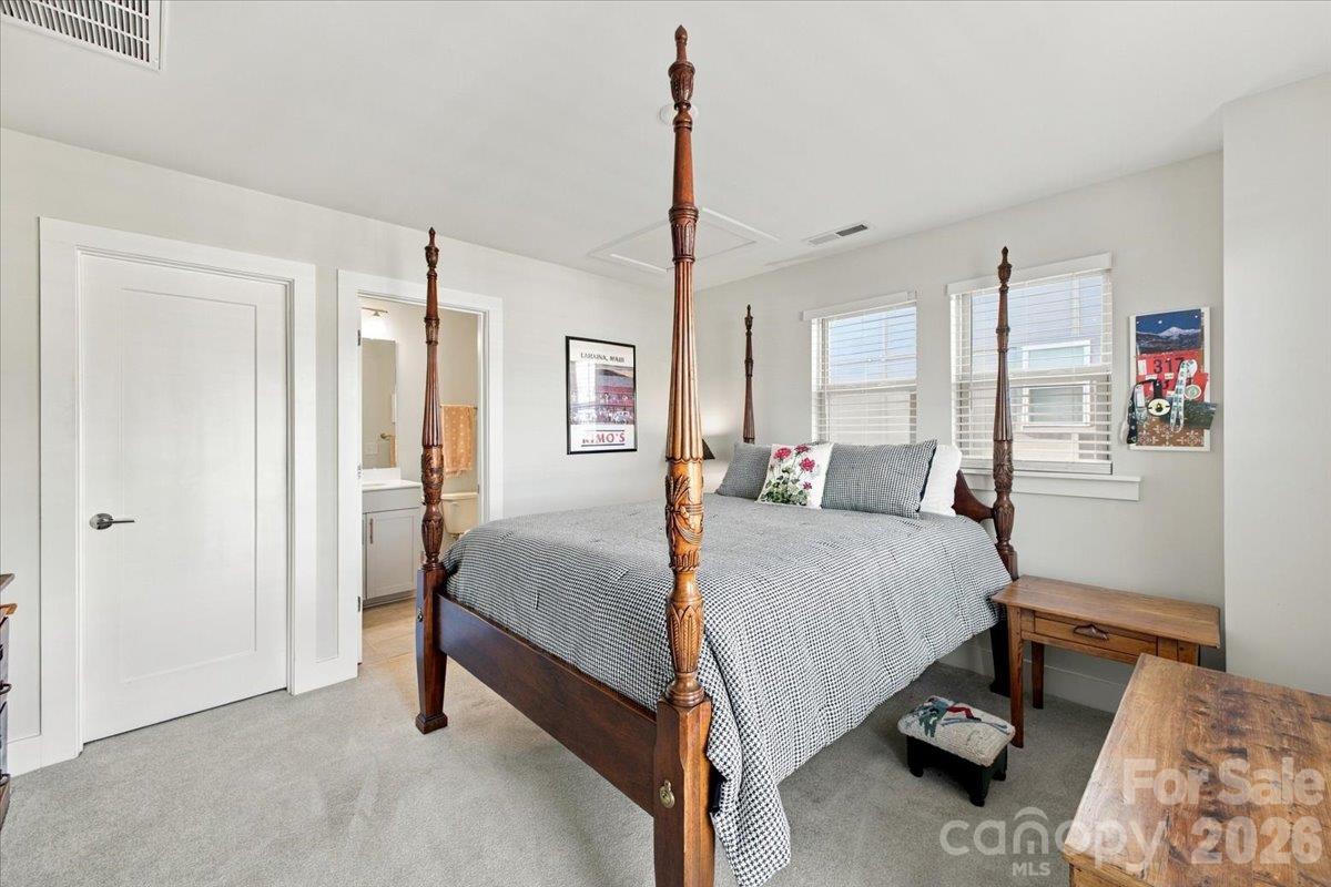 12107 Brooklyn Avenue Property Photo 29