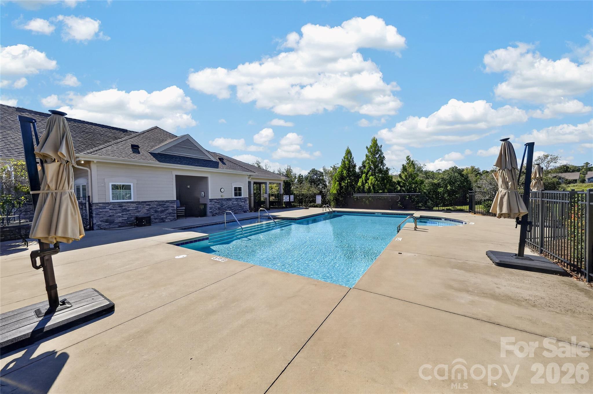 1452 Liberty Row Drive Property Photo 39