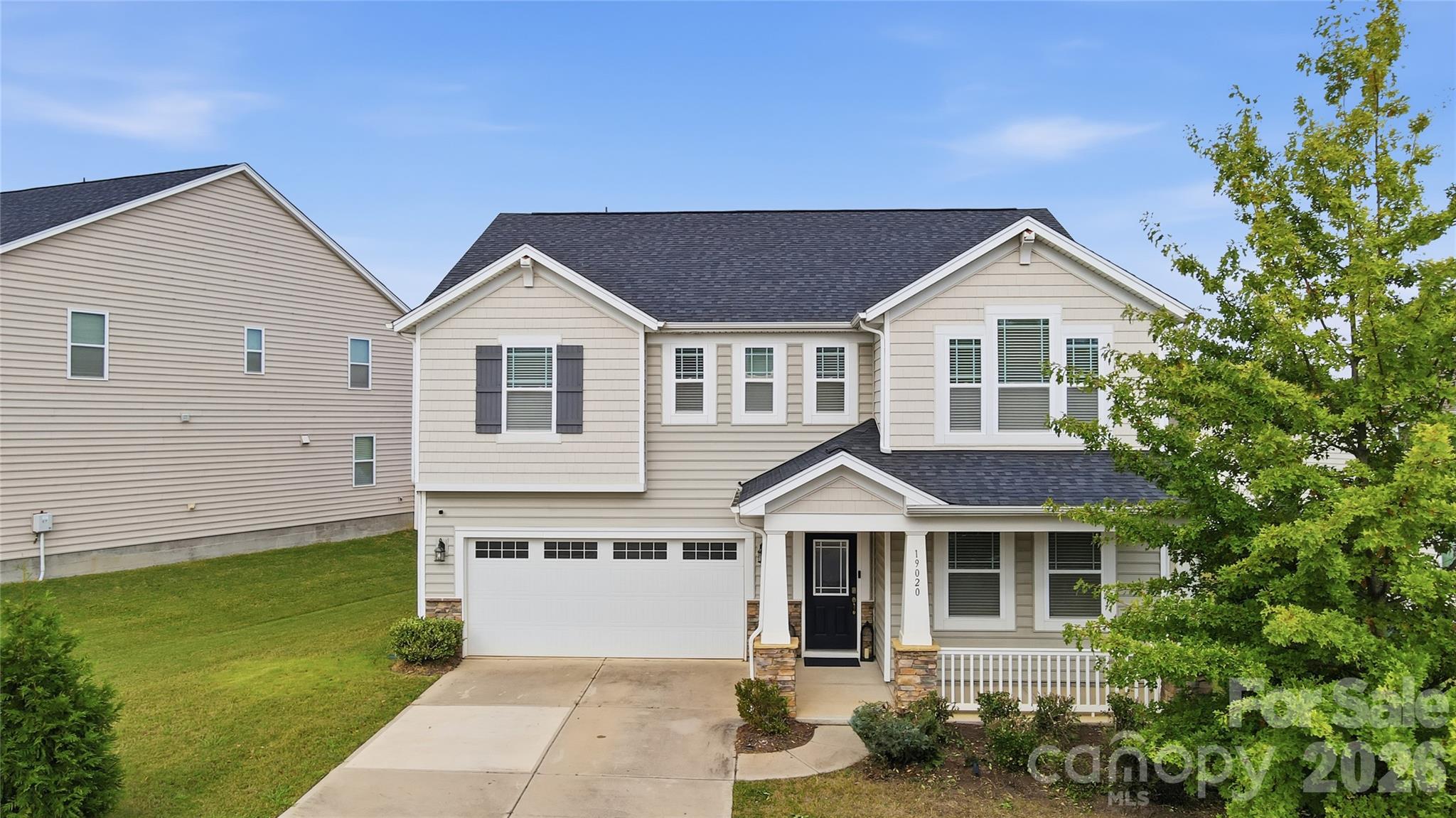 19020 Hawk Haven Lane Property Photo 2
