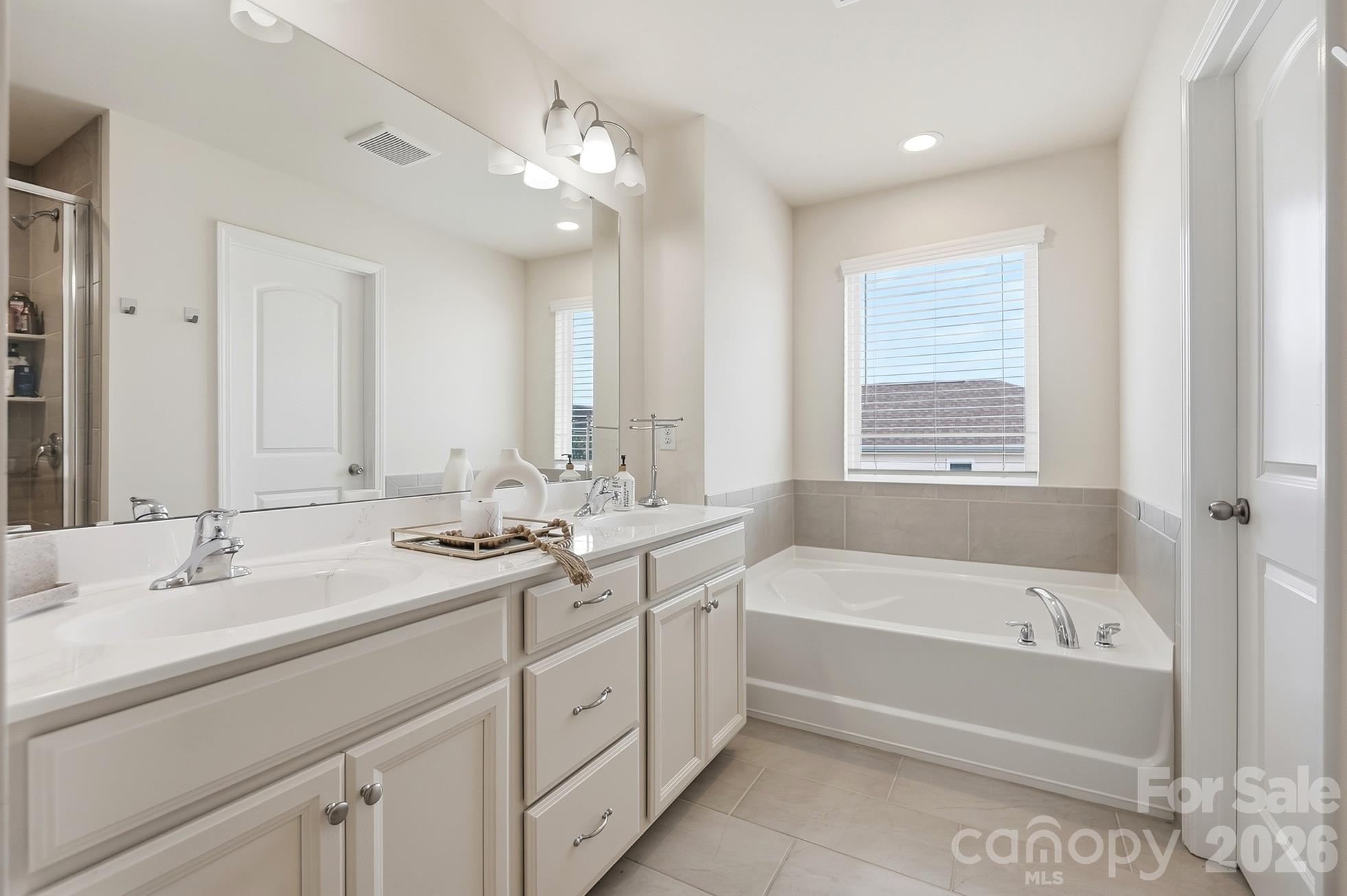 19020 Hawk Haven Lane Property Photo 20