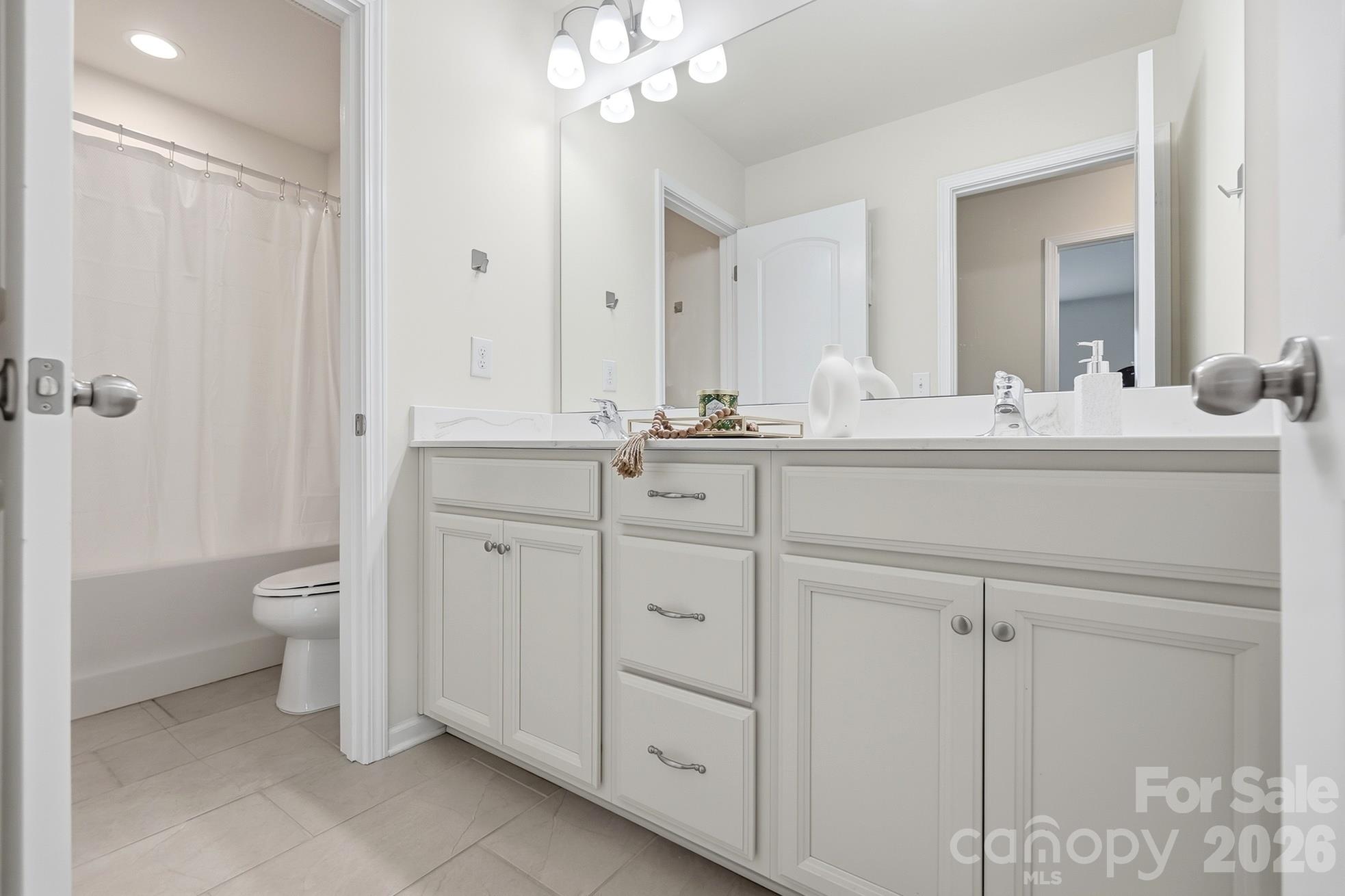 19020 Hawk Haven Lane Property Photo 23