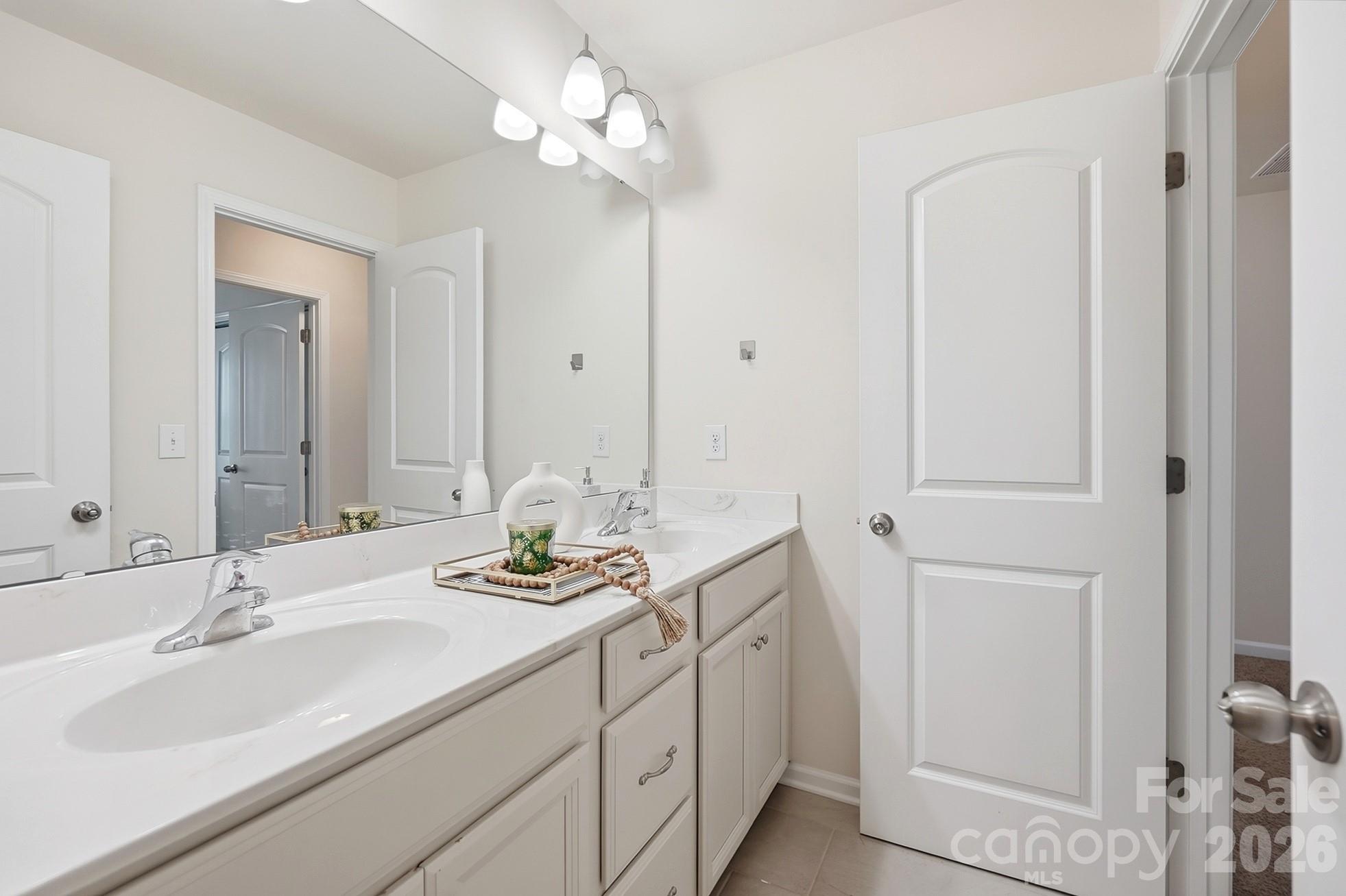 19020 Hawk Haven Lane Property Photo 24