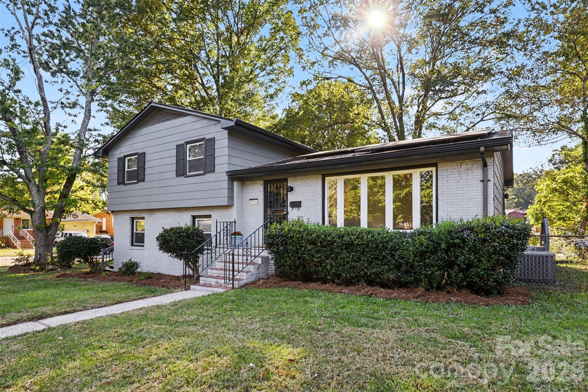 6301 Spring Garden None Property Photo 1