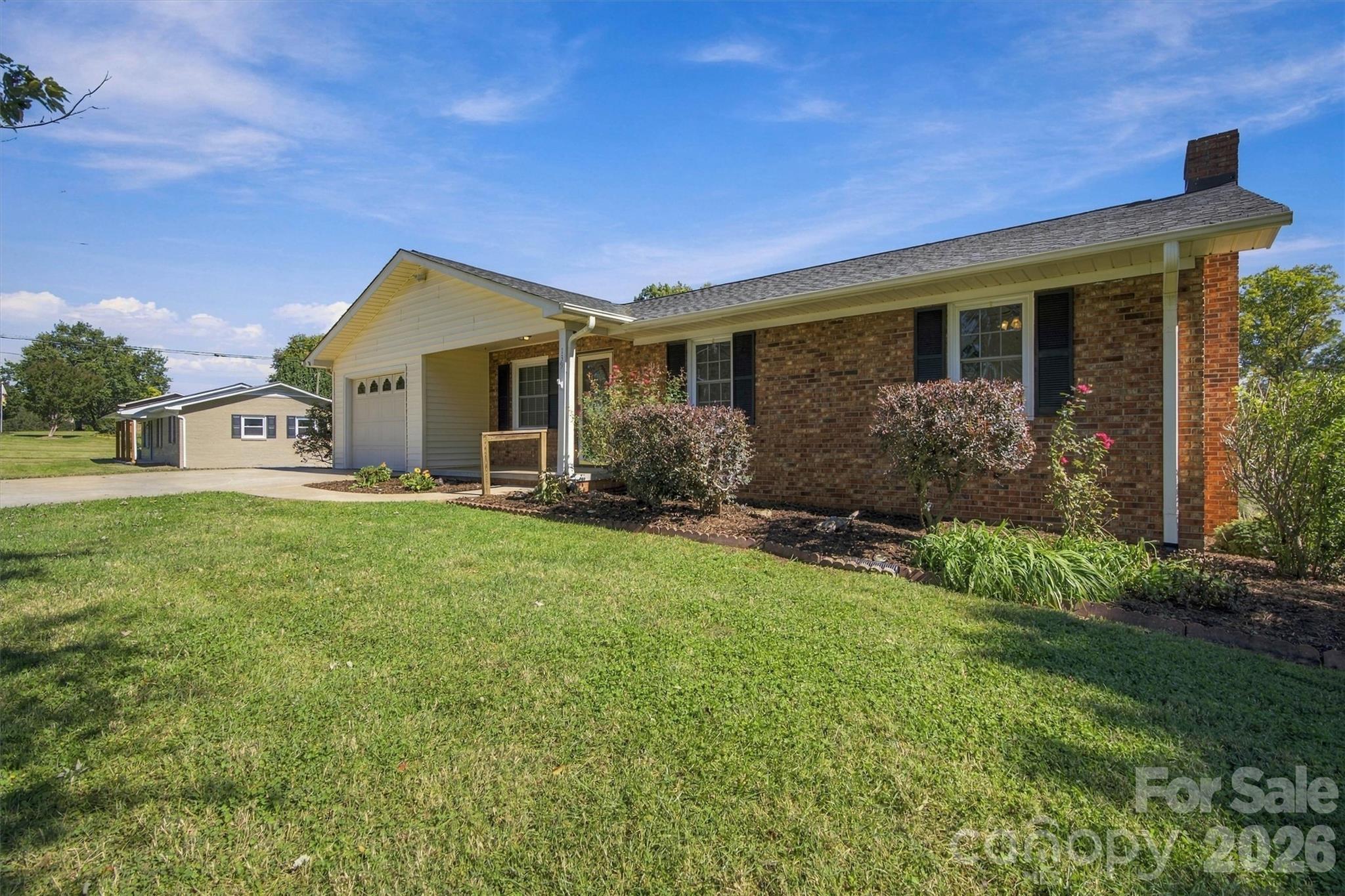 139 Greenlea Circle Property Photo 6
