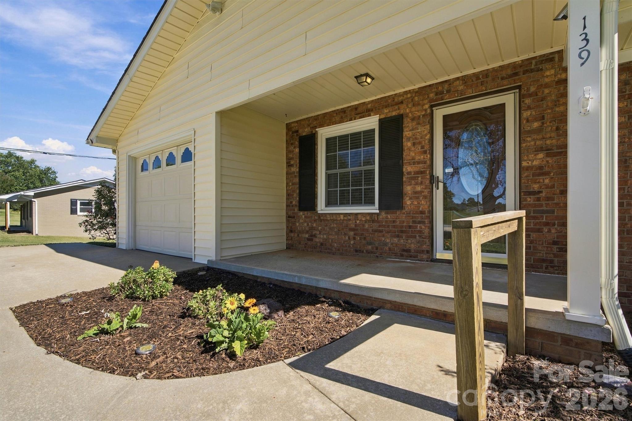 139 Greenlea Circle Property Photo 7