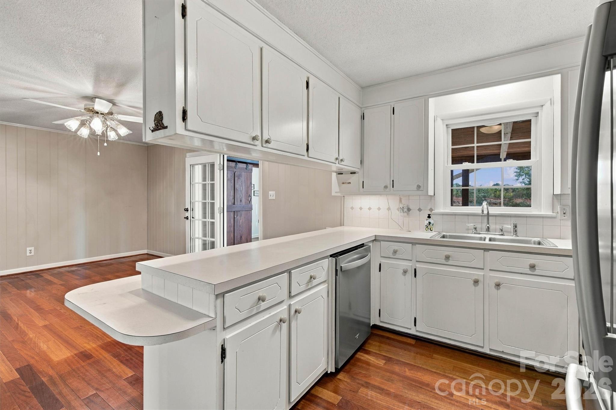 139 Greenlea Circle Property Photo 12
