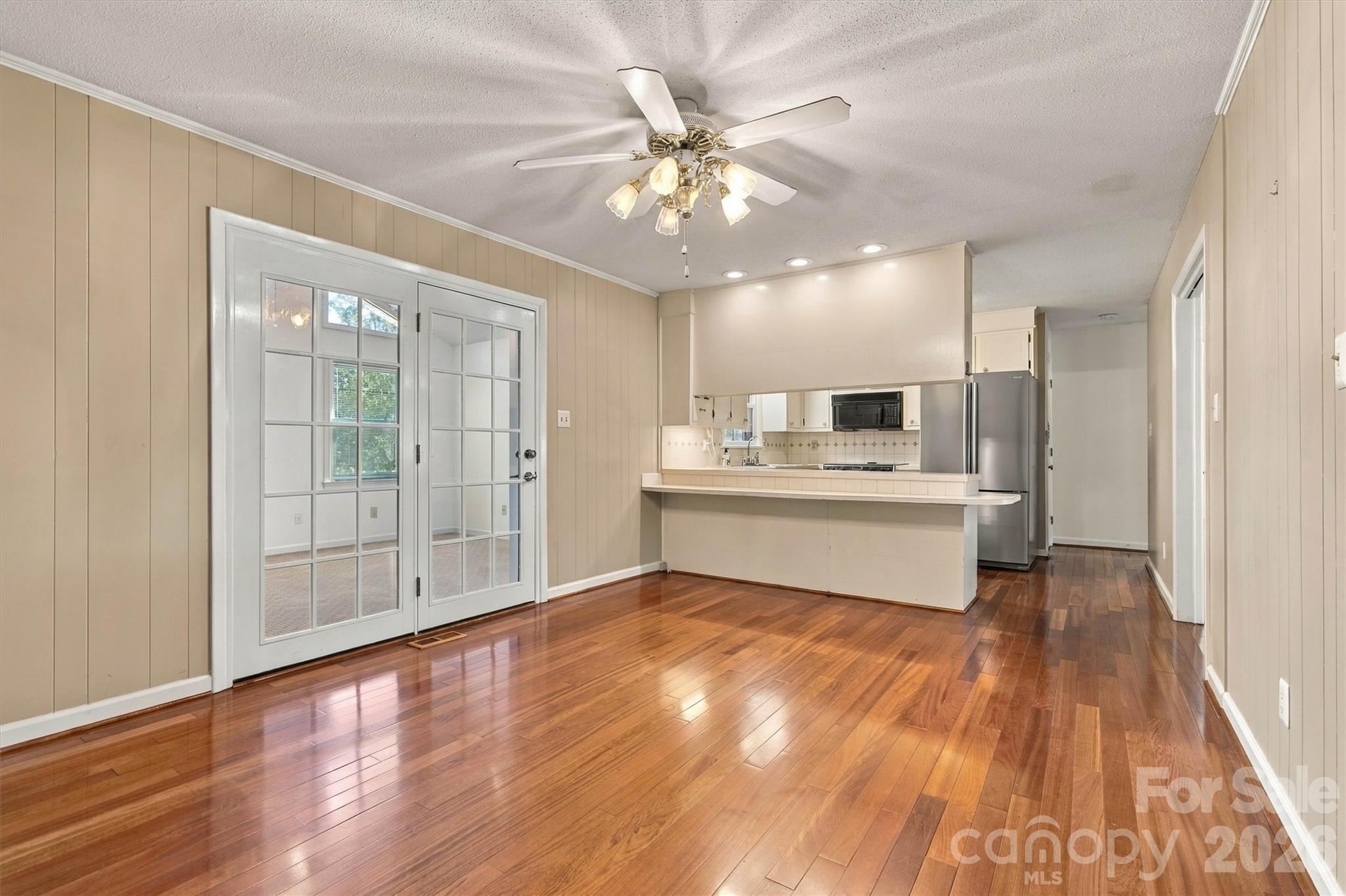 139 Greenlea Circle Property Photo 15