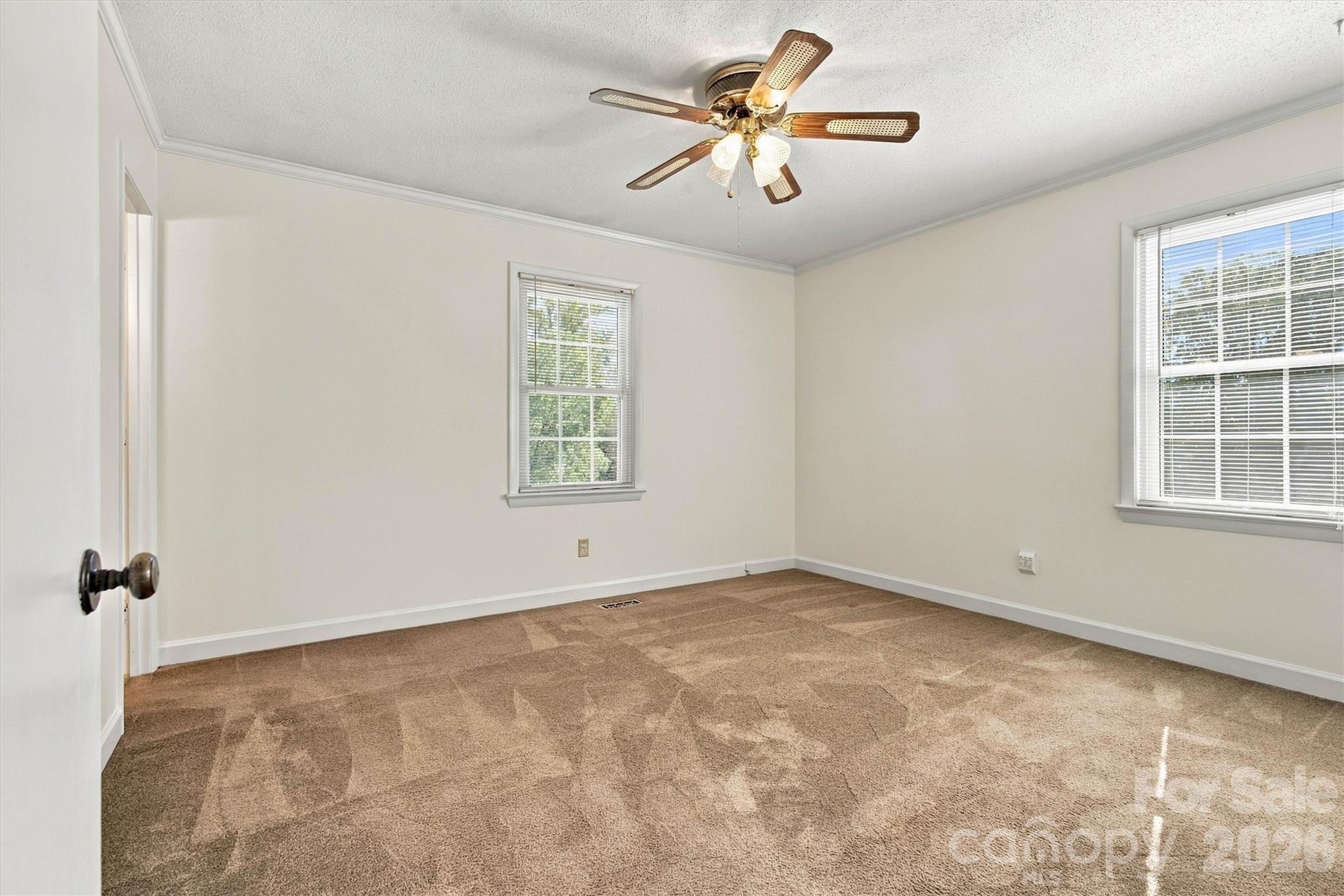 139 Greenlea Circle Property Photo 22