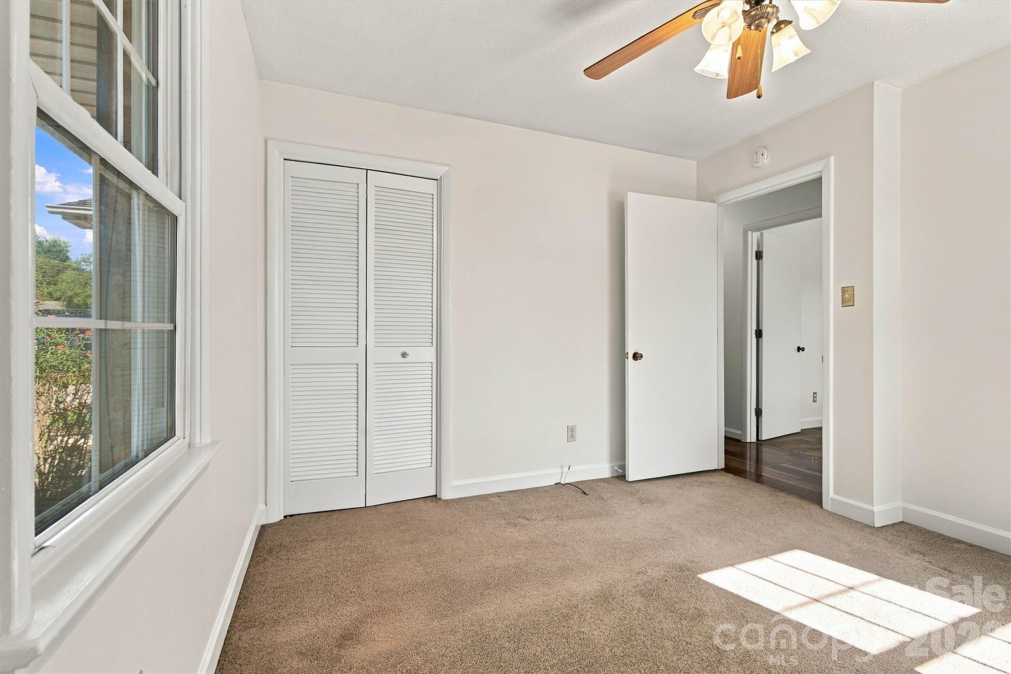 139 Greenlea Circle Property Photo 30