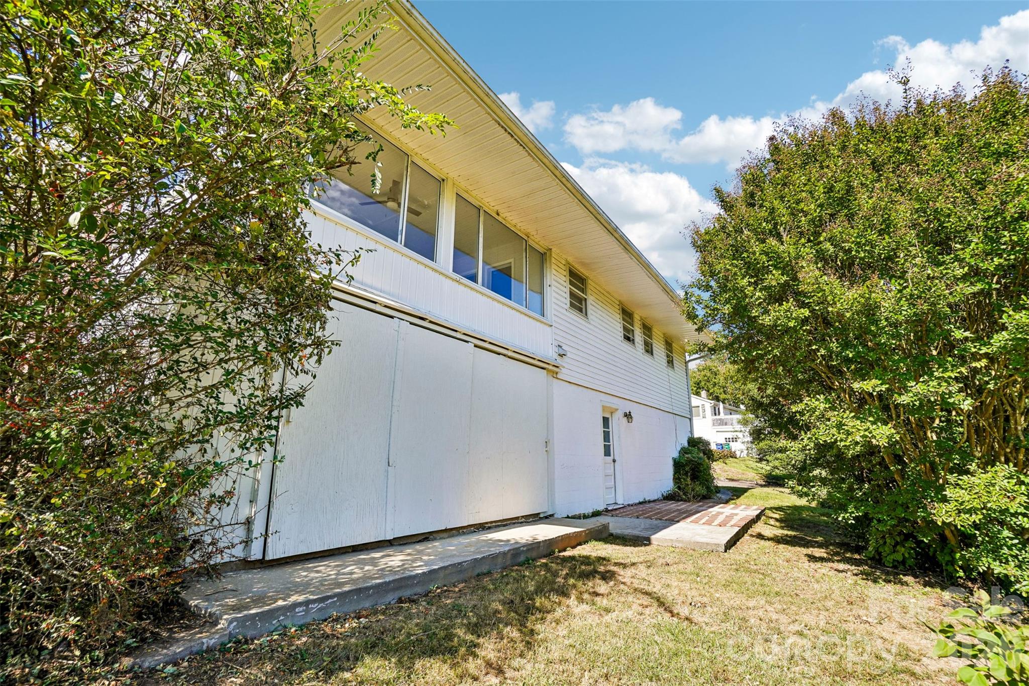28 Highland Street Property Photo 35