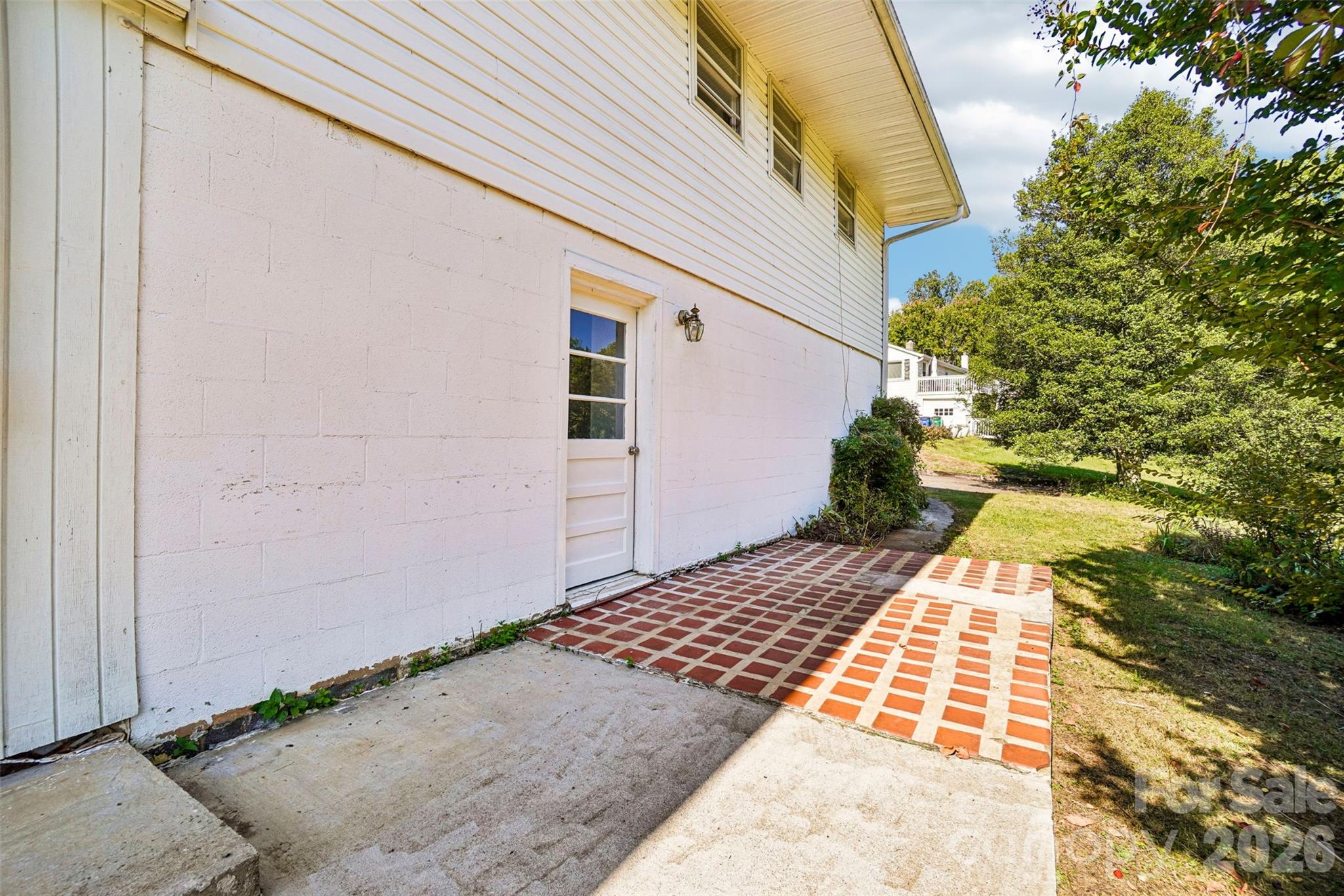 28 Highland Street Property Photo 36