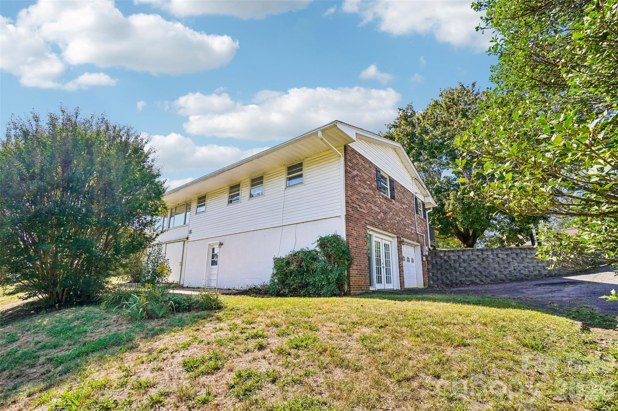28 Highland Street Property Photo 40