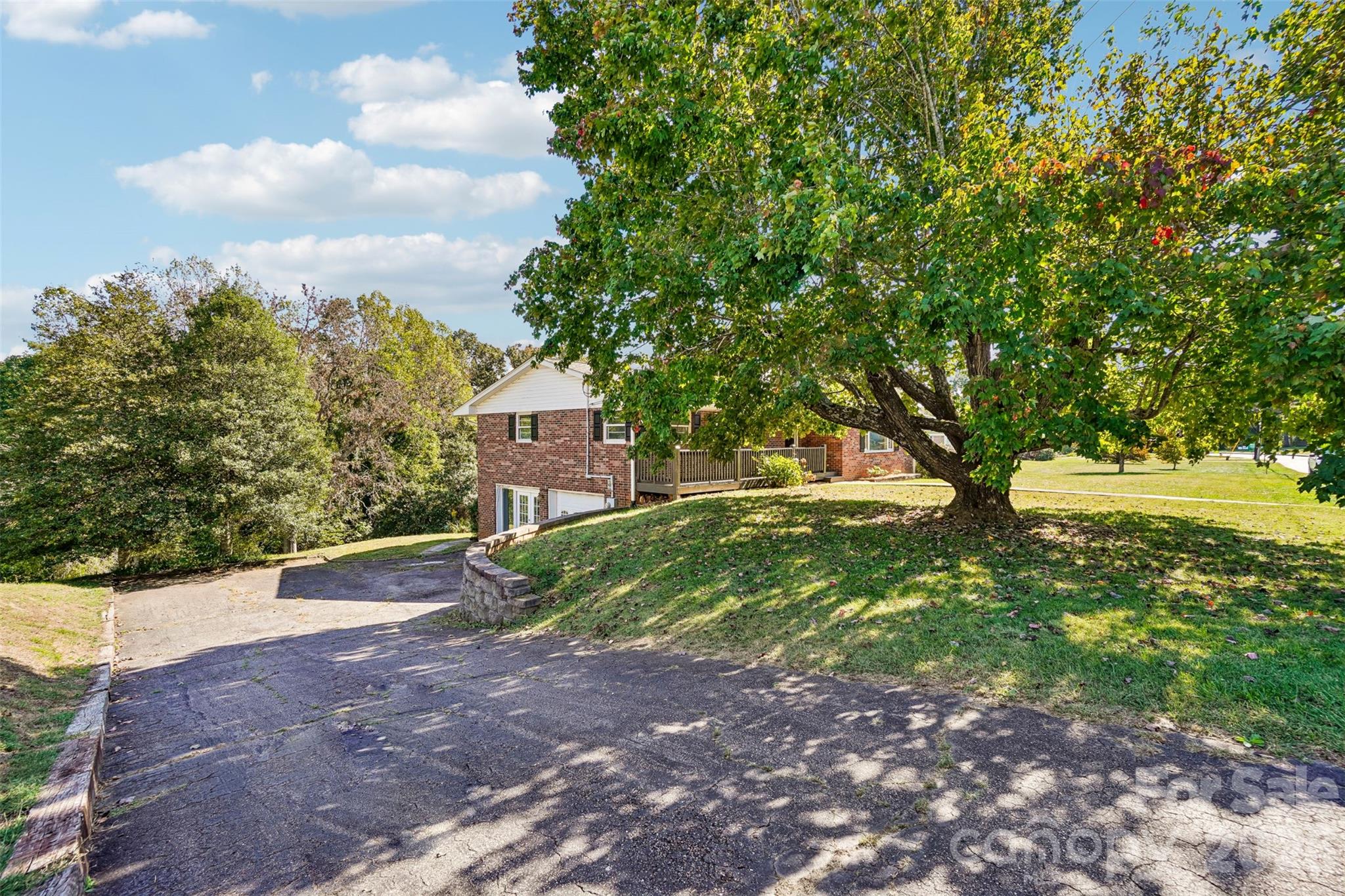 28 Highland Street Property Photo 43