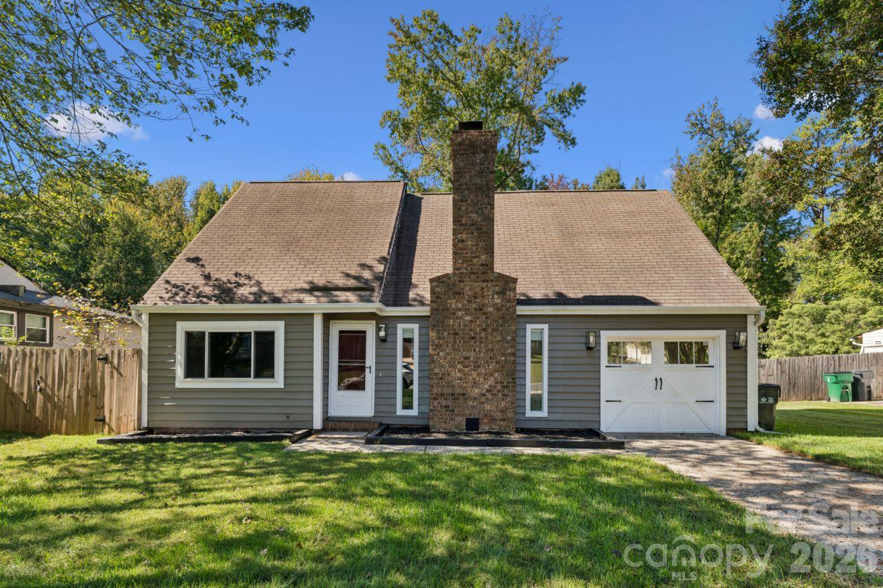 6719 Montezuma Trail Property Photo 1