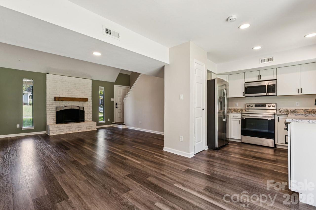 6719 Montezuma Trail Property Photo 22