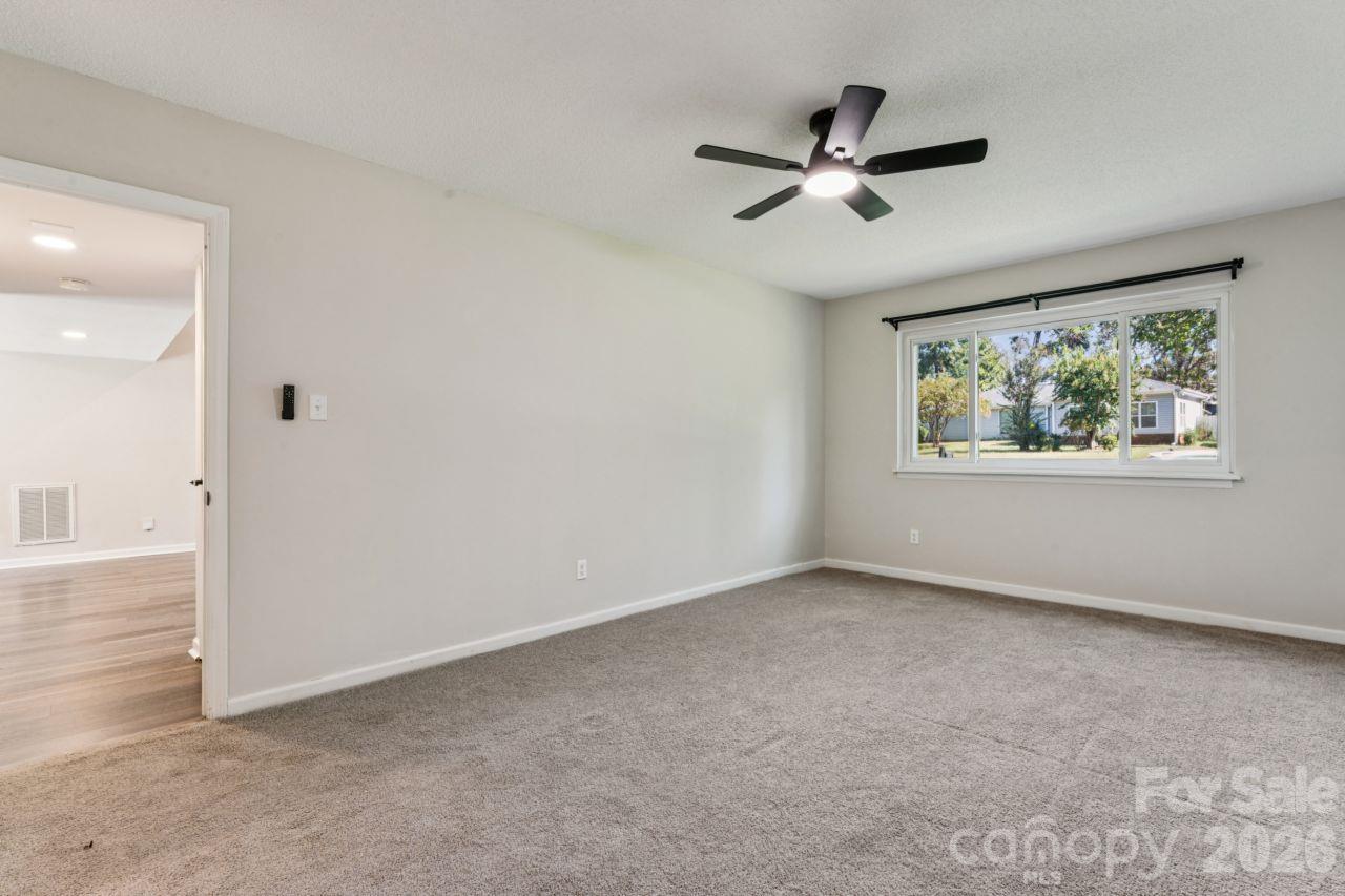 6719 Montezuma Trail Property Photo 28