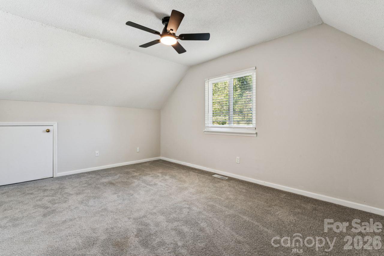 6719 Montezuma Trail Property Photo 37