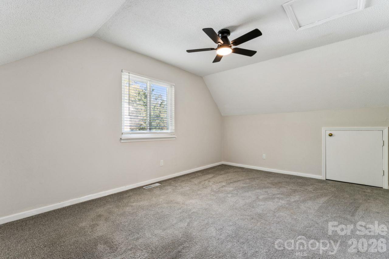 6719 Montezuma Trail Property Photo 42