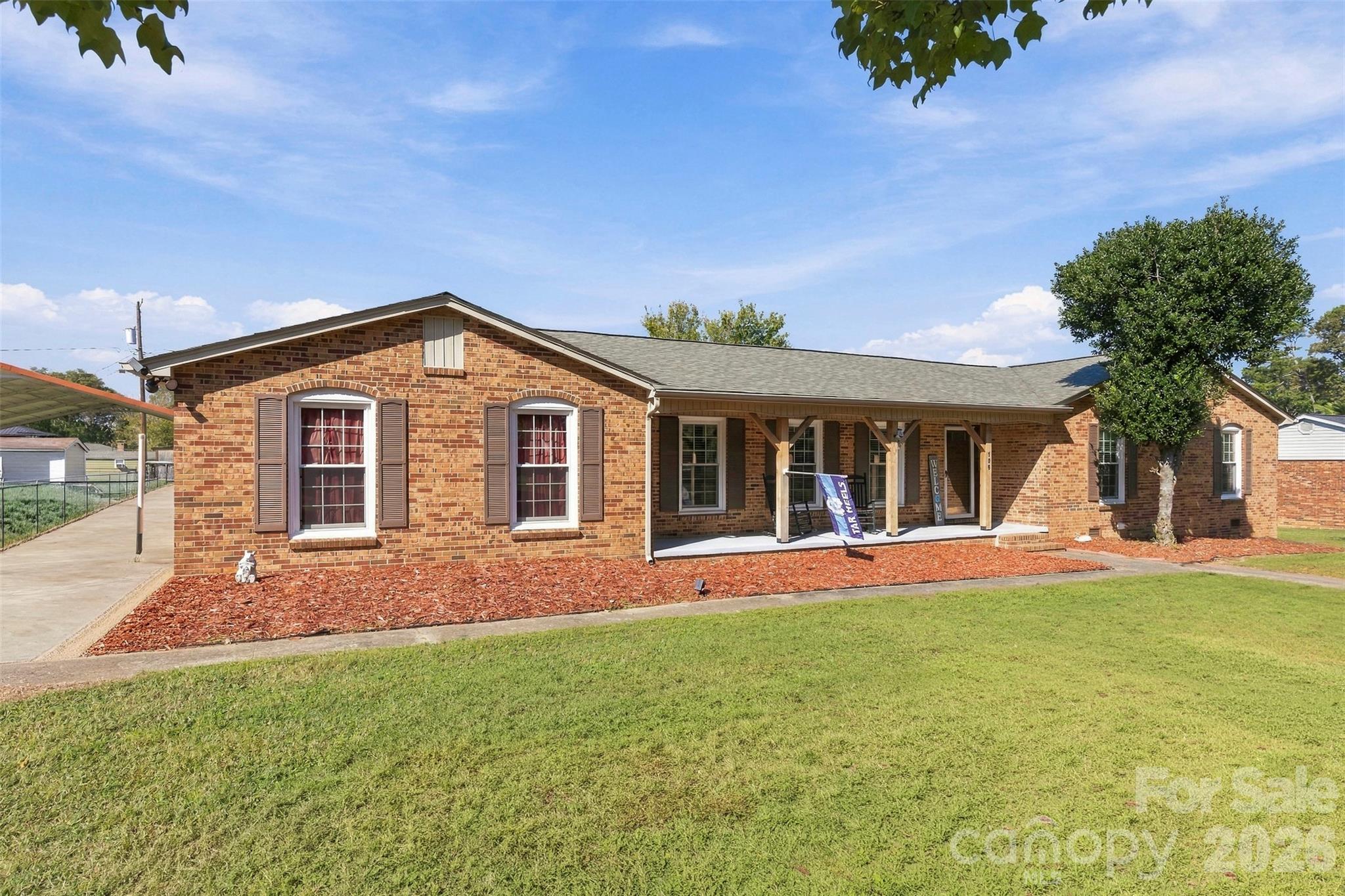 106 White Plains Drive Property Photo 1