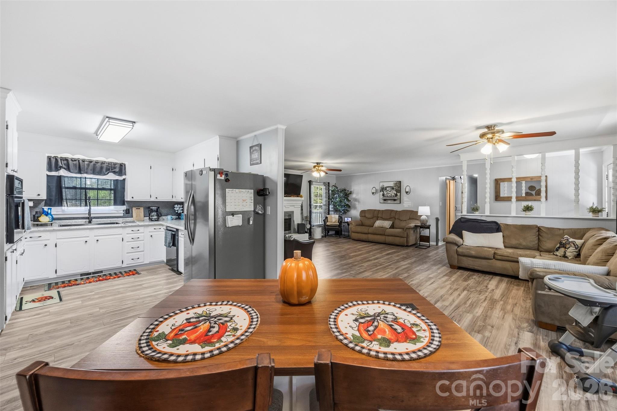 106 White Plains Drive Property Photo 13