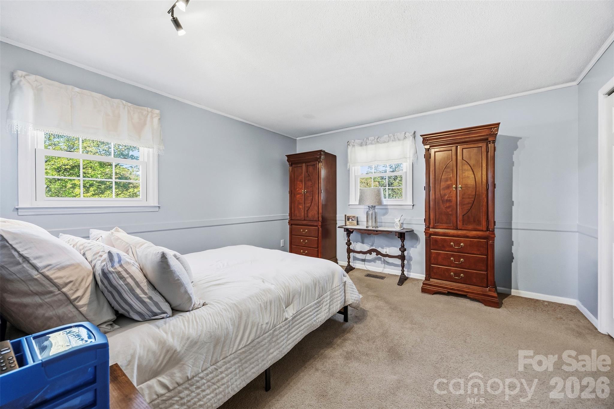 106 White Plains Drive Property Photo 27