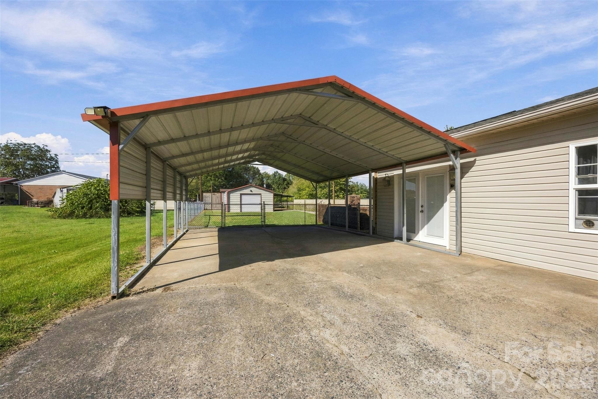 106 White Plains Drive Property Photo 41