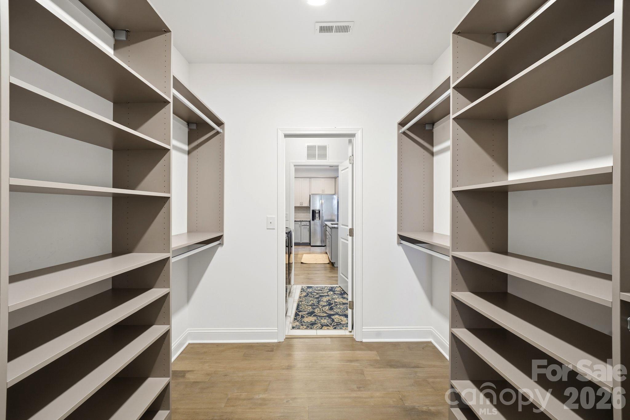 108 Certificate Street C Property Photo 16