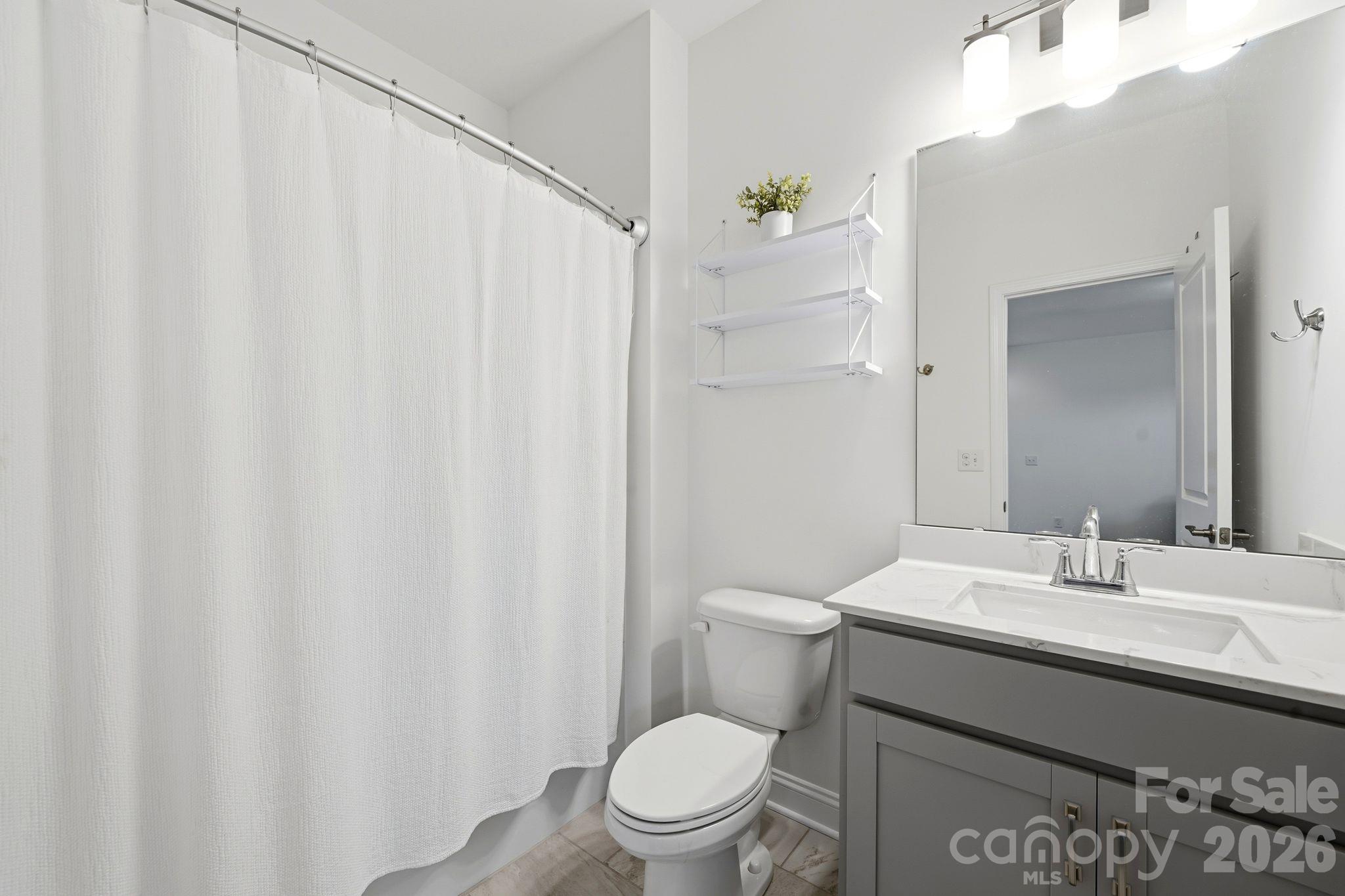 108 Certificate Street C Property Photo 23