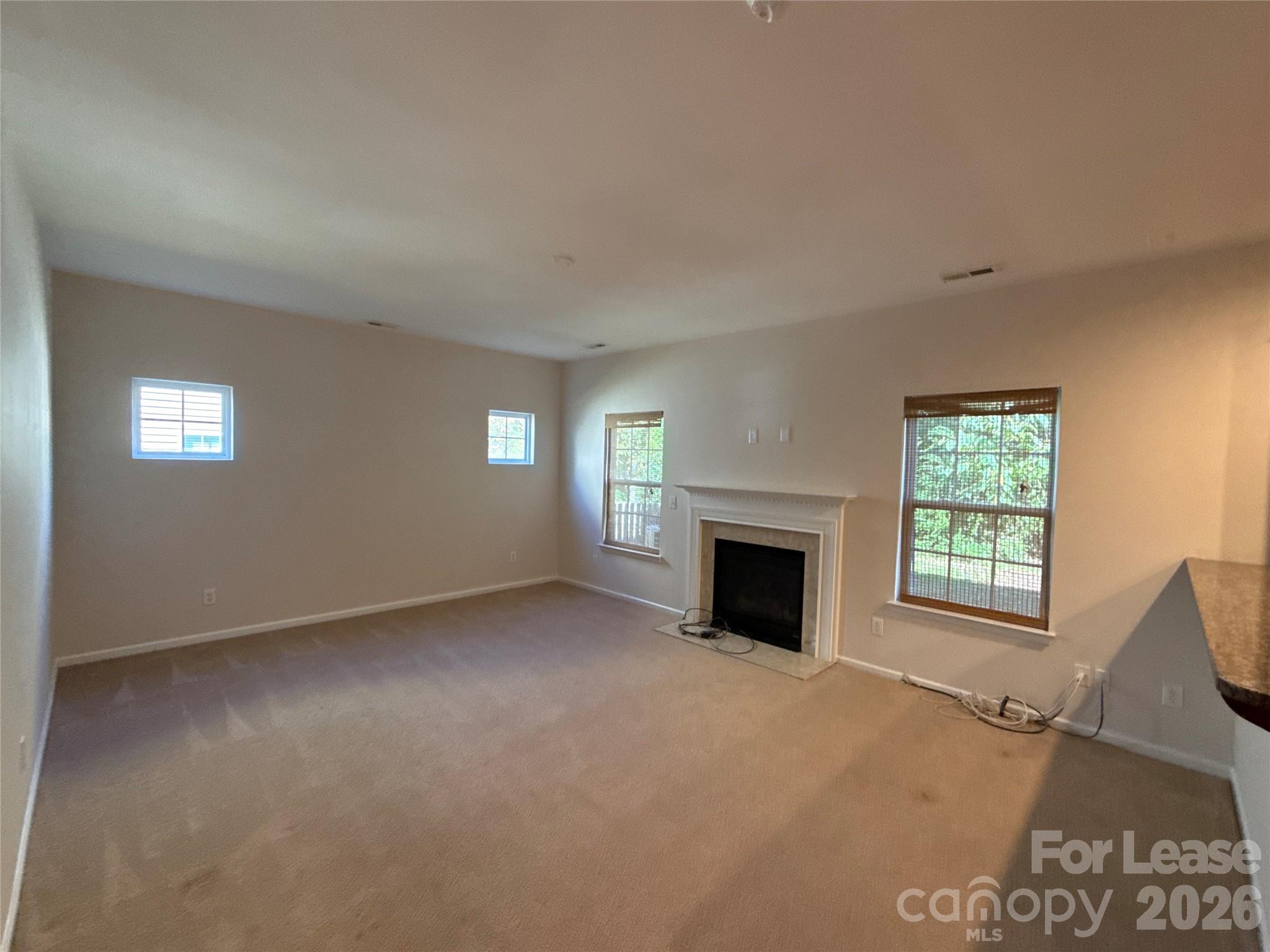 2001 Sipes Place Property Photo 6