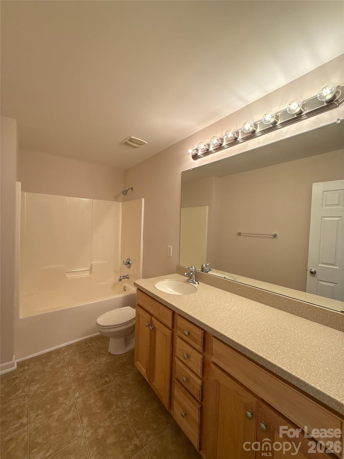 2001 Sipes Place Property Photo 23