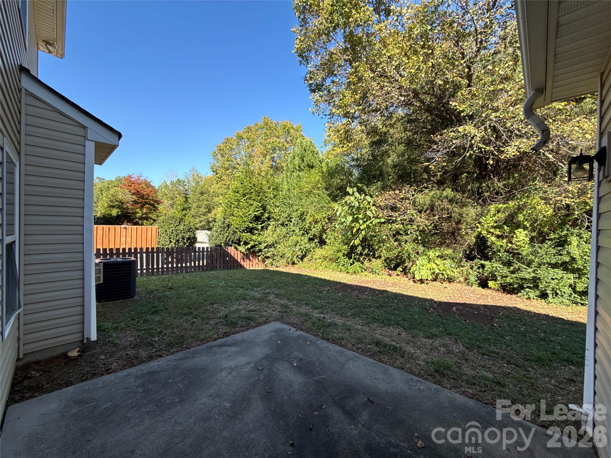 2001 Sipes Place Property Photo 28