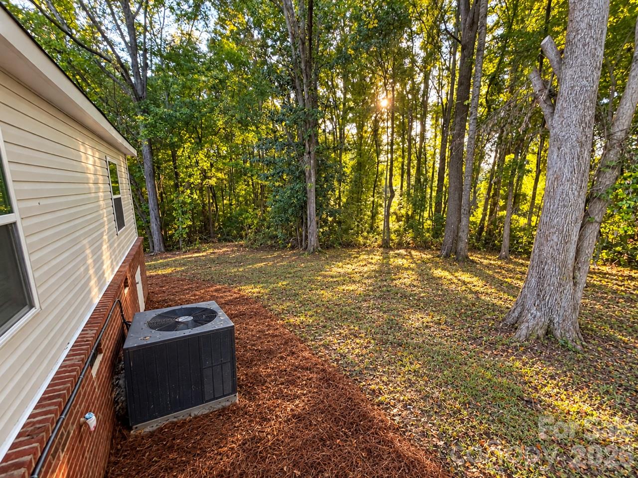 282 Dixon Road Property Photo 20