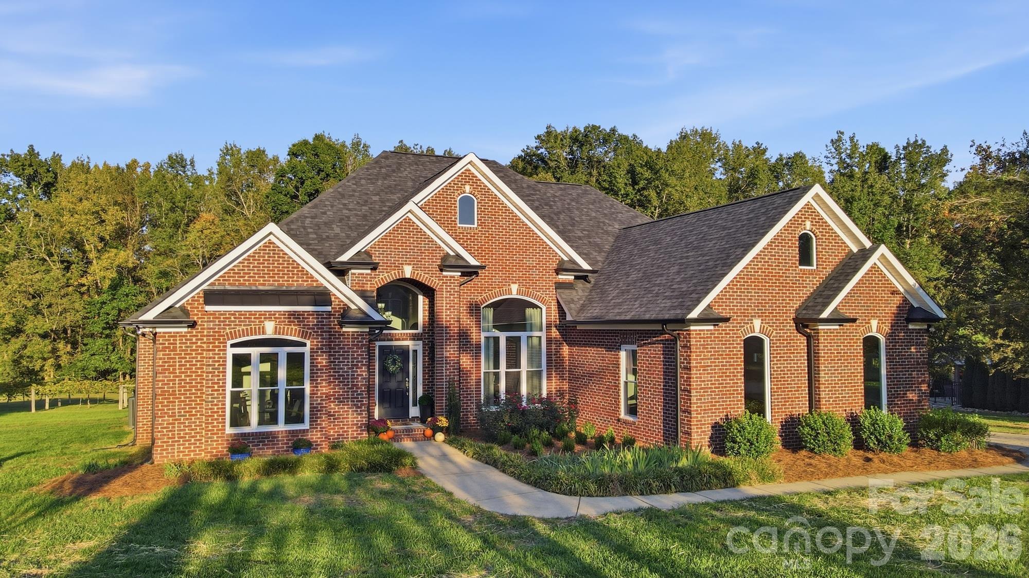 4414 Whitetail Lane Property Photo 2
