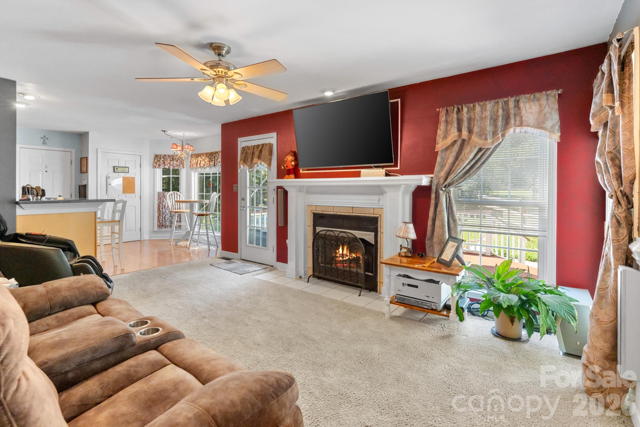 1172 Deer Run Road Property Photo 10