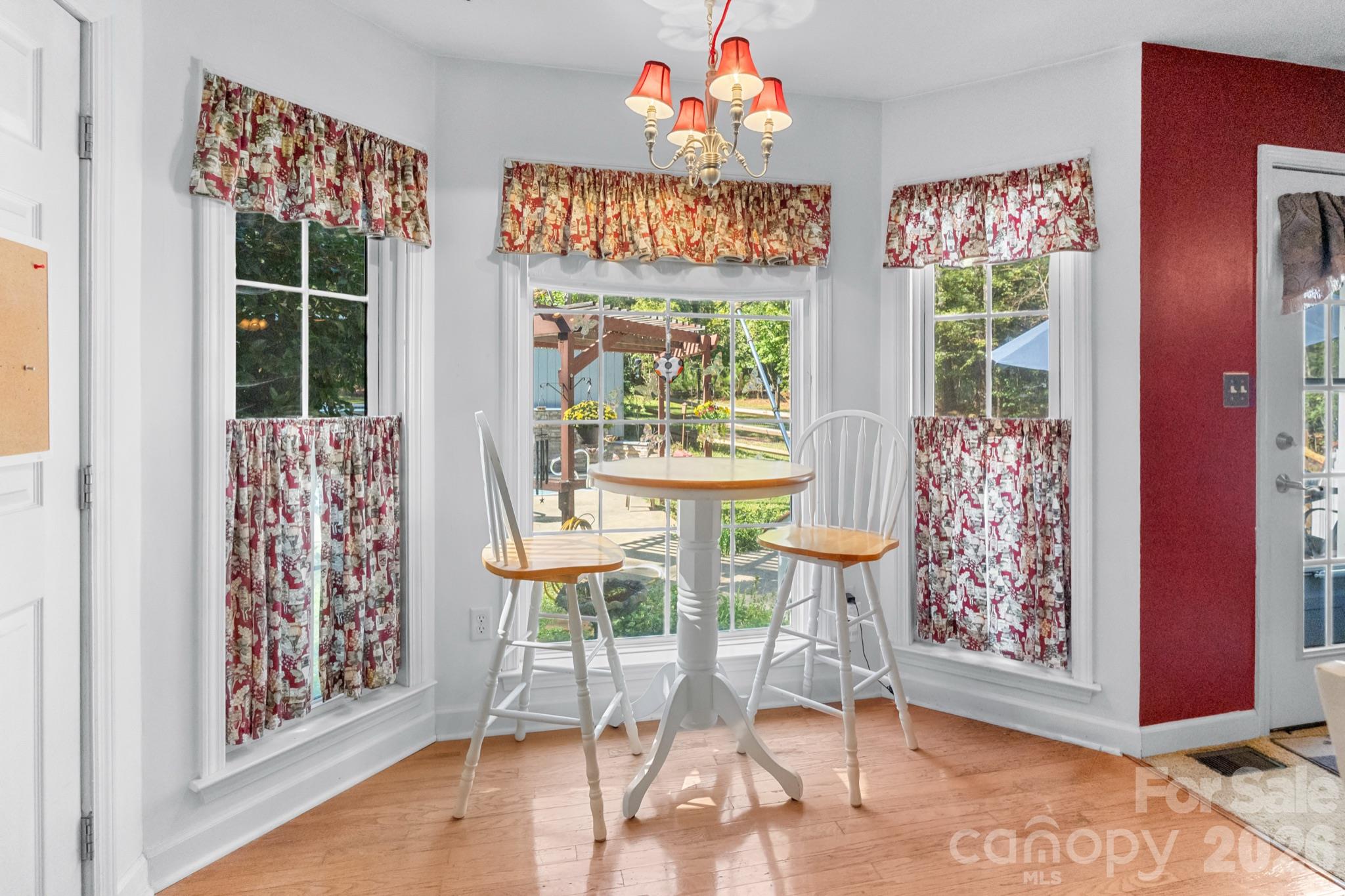 1172 Deer Run Road Property Photo 11