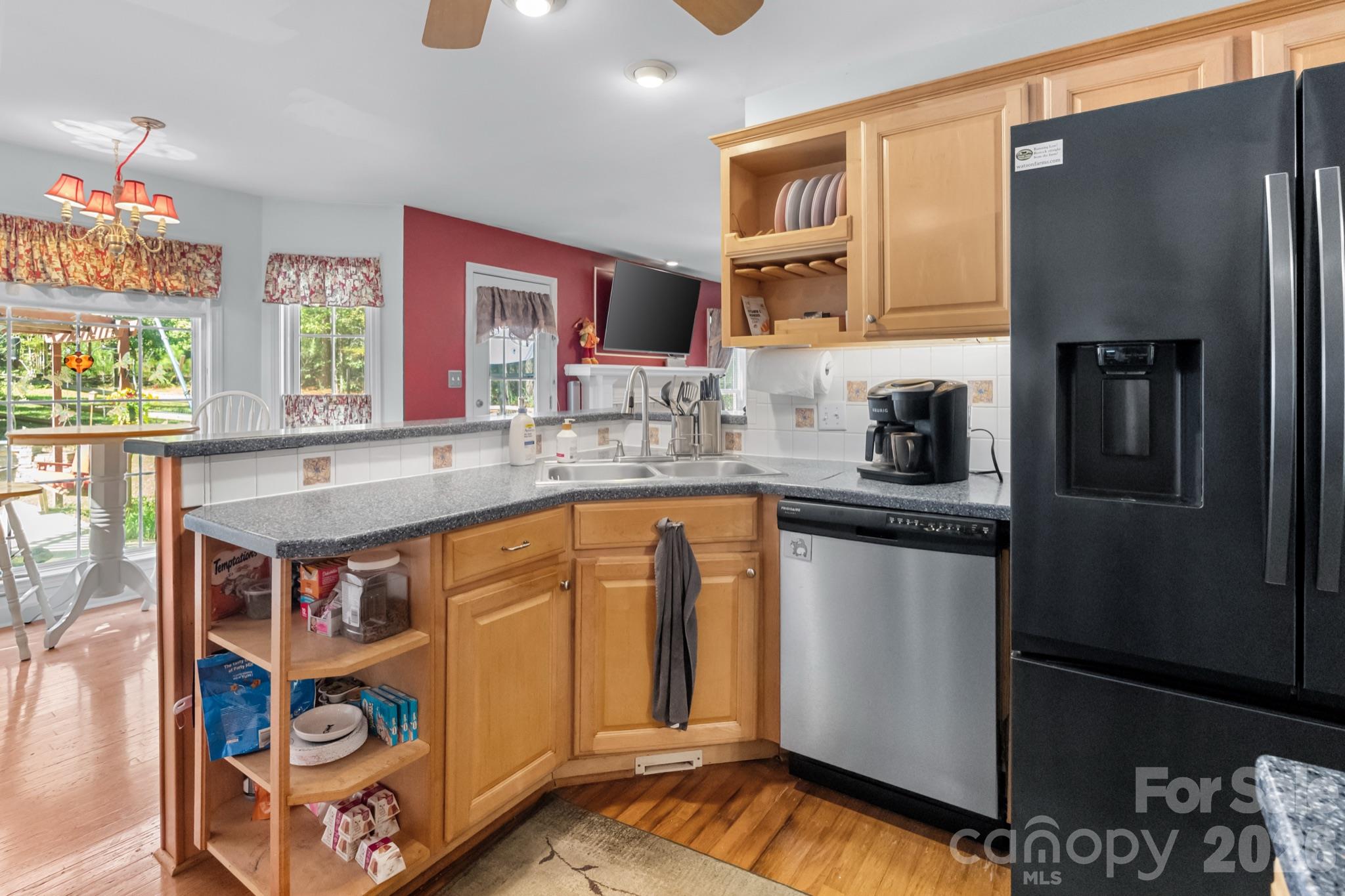 1172 Deer Run Road Property Photo 14